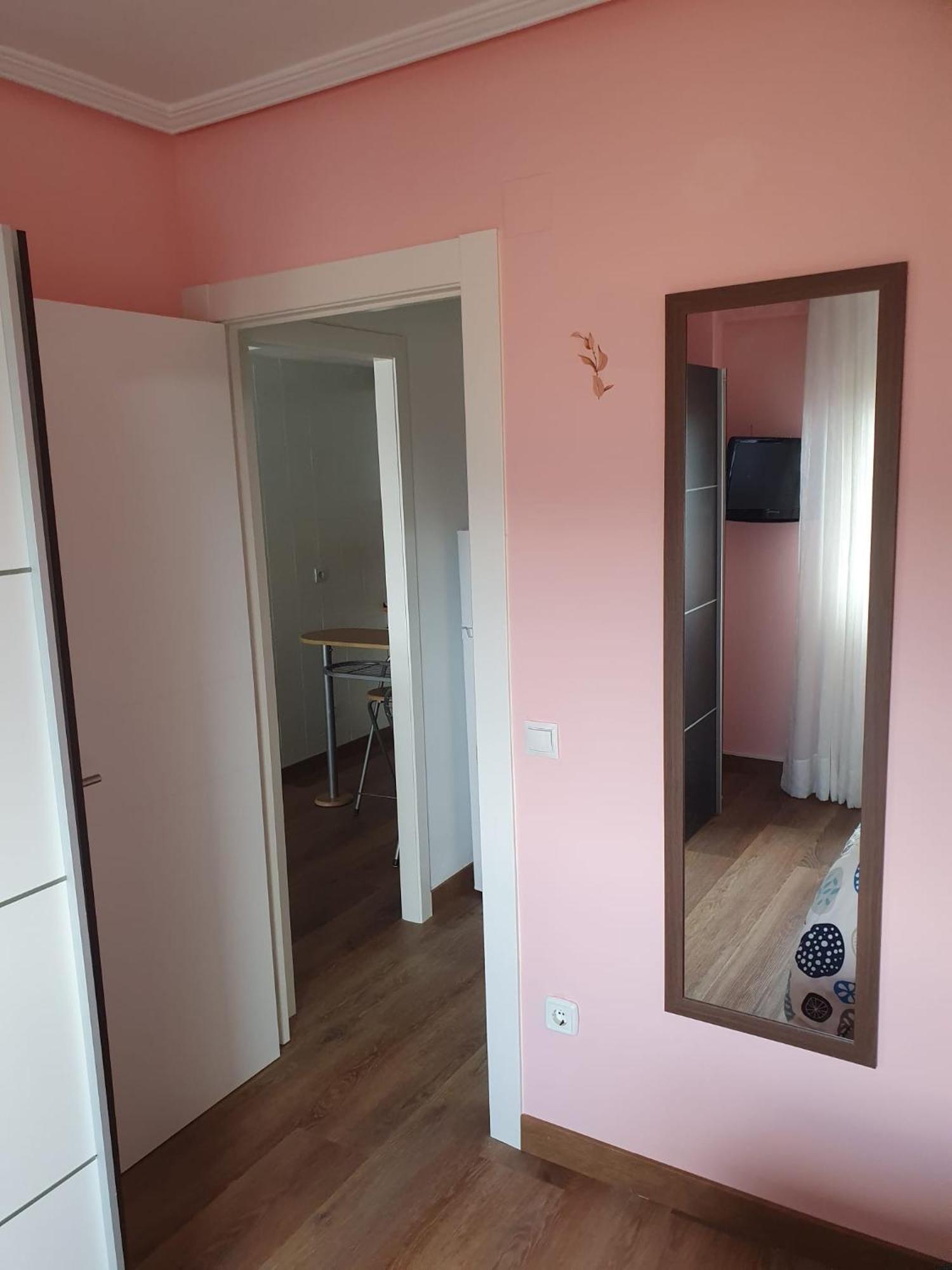 אוביידו Vistas Monte Naranco Apartamento Con Parking 5Euros Al Dia מראה חיצוני תמונה